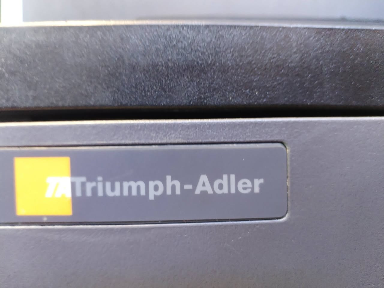 سلام عليكم للبيع جهاز استنساخ ابيض واسود شغال كلشي مابي قيم بما يرضي الله واخذه مكانه بغداد حي العامل


**إذا كنت صاحب هذا الإعلان وتريد حذفه لأي سبب، رجاءا أرسل رسالة إلى الدعم الفني**