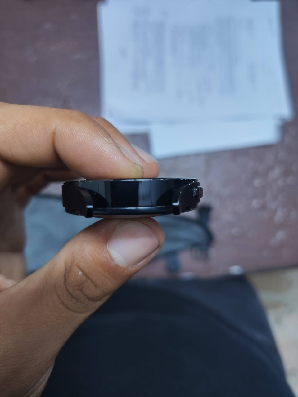 السلام عليكم ساعه واتش 4 Samsung watch 4 قياس 44 للبيع او مراوس  بيه ملاحضات بالشاشه ابد ما ماثر علمس 
كامله ملحقات اخر تحديث مكاني بغداد شارع فلسطين 
***********
