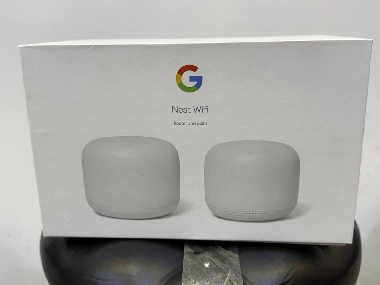 ... بسم الله الرحمن الرحيم...

السلام عليكم وصل حديثا لدينا رواتر + نقطة وصل من ماركة كوكل نيست 😘
 بديل الديكو و الرواترات التقليدية 🌿

وجودنا لتسهيل حياتك التكنولوجية ☺️❤️

#Googel WI_FI5 
WI_FI Nest Router and point: (MESH) 
السعر : 90,000 الف

جهاز Google Nest Wi-Fi Router + Google Point ليس ديكو ولا أكسس بوينت تقليدي. تصنيفه الصحيح كالتالي:
التصنيف
الفئة: نظام Mesh Wi-Fi
الشركة: Google
الموديل: Nest Wi-Fi (الجيل الثاني)
يعمل بنظام Router + Mesh Point لتوسيع التغطية. �

Nest Router
الراوتر الرئيسي المتصل بالإنترنت
Nest Point
وحدة توسعة Mesh لتمديد الشبكة
الـ Point ليس Access Point مستقل، بل يعمل كـ Mesh Node ضمن شبكة Nest فقط. �

نوع الشبكة
Mesh Wi-Fi system
يدعم 802.11s Mesh networking
يربط عدة نقاط بنفس اسم الشبكة ويتنقل الجهاز بينها تلقائياً. �

الجيل (Wi-Fi Standard)
Wi-Fi 5 – 802.11ac
ثنائي النطاق:
2.4 GHz
5 GHz �

سرعة الأجهزة
الجهاز
الفئة
Router
AC2200

Point
AC1200
ملاحظة تقنية
يمكن إضافة عدة Points لتوسيع الشبكة.
يعمل Mesh تلقائياً ويبدل بين النقاط حسب قوة الإشارة. �

للتواصل ياسر :*********** مفرد واتساب

للتواصل :*********** جمله فقط واتساب

يوجد توصيل لجميع المحافظات

بغداد :5,000 الف

المحافظات : 5,000 الف
