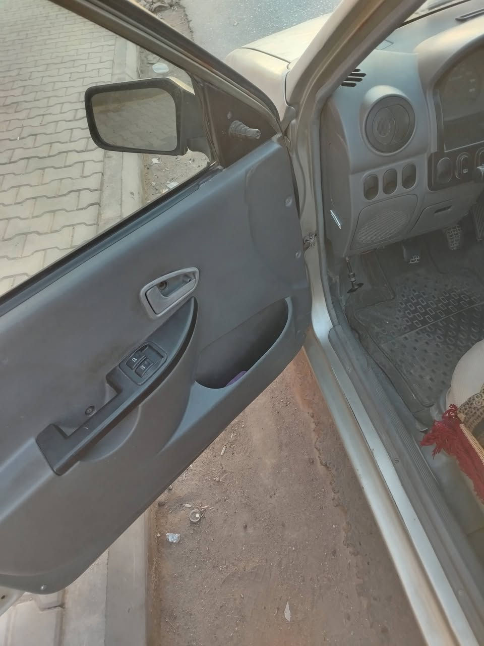 السلام عليكم
سيارة سايبا للبيع بأسمي اداور ثاني يوم موديل ١٢ السيارة نظيفة رقمها قادسية سعرهه ٢٨ ورقة وبيه مجال العنوان السماوة الرميثة وهذا رقمي ***********
