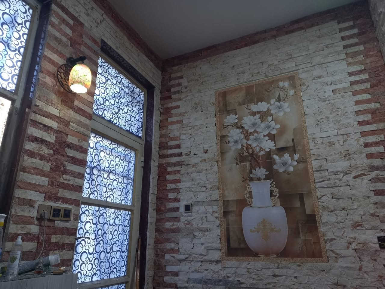 عرض خاص ومناسب 
🏠 دار للبيع – بناء حديث | موقع مميز في المعملجي
📍 الموقع: المعملجي – خلف البنزين خانة وقريب جدًا من السوق الجديد
🔹 المواصفات:
▪️ المساحة: 130 م²
▪️ البناء: حديث – طابقين
▪️ عدد الغرف: 4 غرف نوم 🛏️
▪️ صالتا استقبال واسعة 🛋️
▪️ مطبخ عملي 🍽️
▪️ مجموعات صحية متكاملة 🚿
🔹 تفاصيل البناء:
✔️ بناء طابوق جمهوري
✔️ جميع مواد البناء مفحوصة مختبريًا 🧪
✔️ كهرباء، ماء، مجاري – مواد وعمل درجة أولى ⚡🚰
✔️ نسطيح درجة أولى
✔️ ديكورات حديثة ولمسات أنيقة ✨
✔️ تفاصيل إضافية عند المعاينة
السعر 285 مليون بيه مجال 
📞 للاستفسار والتواصل:
📱 ***********
📱 ***********
