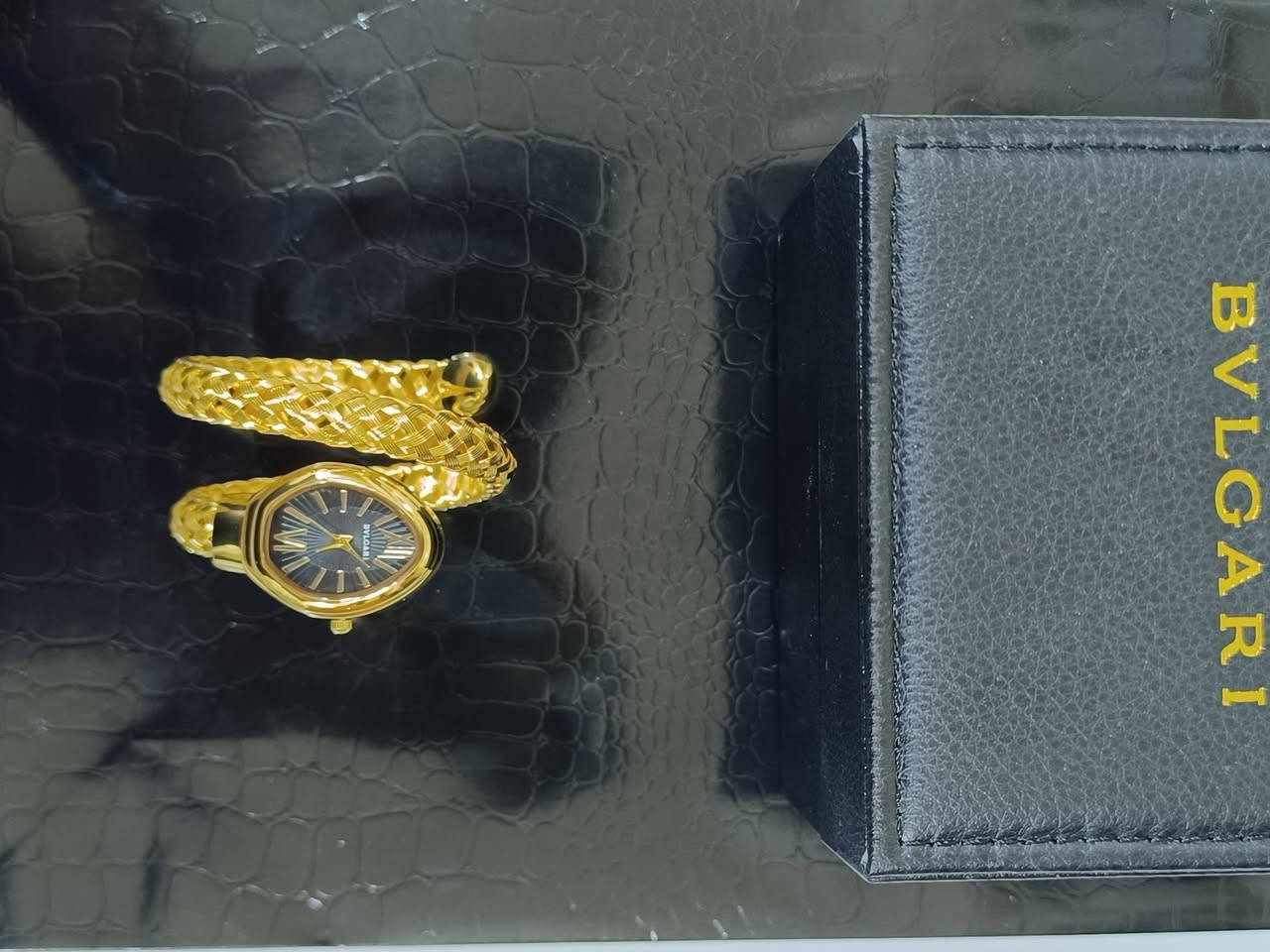 بولغري ♦ 🐍❤️‍🔥 كوالتي عالي جدا طلاء ذهبي ثابت ضد الماء ،،


**إذا كنت صاحب هذا الإعلان وتريد حذفه لأي سبب، رجاءا أرسل رسالة إلى الدعم الفني**