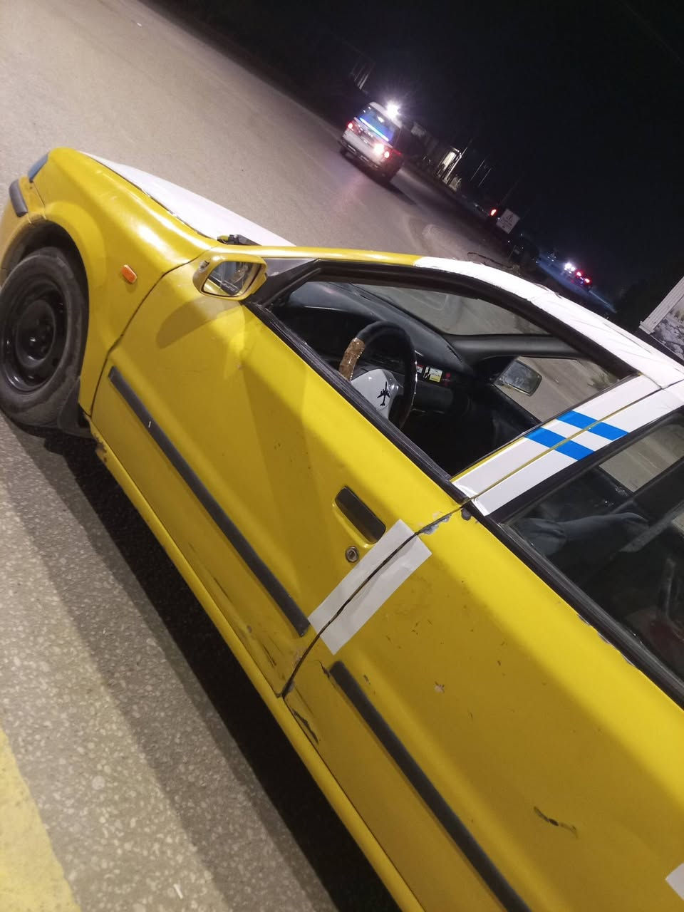 للبيع سمند ناطق موديل 2010 رقم الماني بغداد مكينه كير حداديه تخم تاير كهربائيات كلها شغاله سياره جاهزه خير من الله  السعر 13 ورقه وبيه مجال المكان بابل للستفسار التصال على الرقم  ***********
