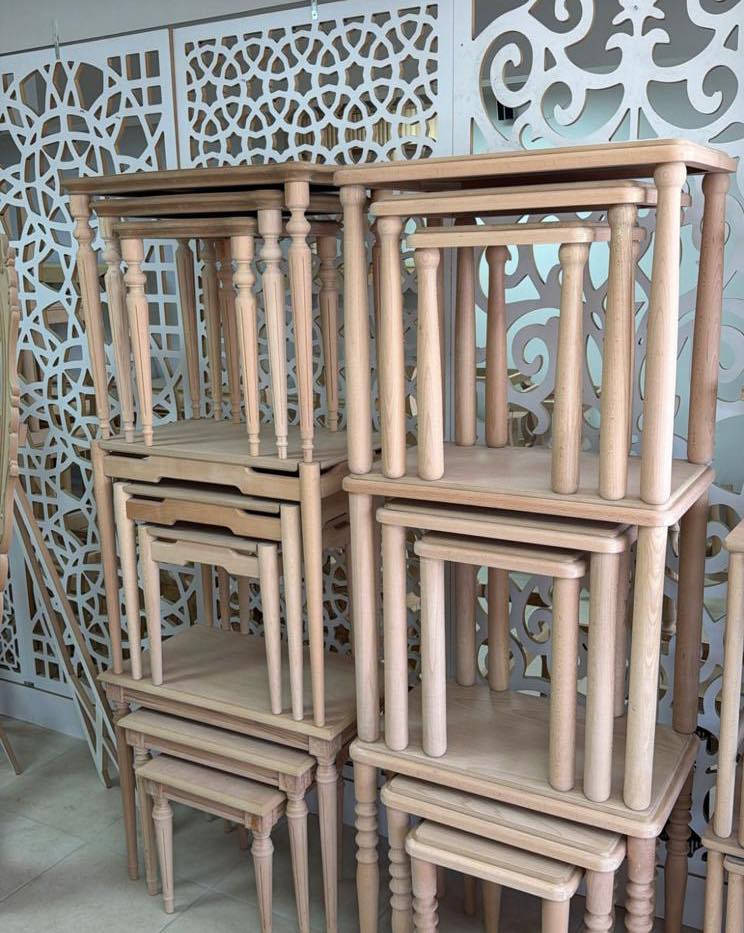 "النجارة هي لغة الخشب، والأثاث هو الكلمة التي تُروى 🏮
🛋️. نحن نتحدث بلغة الفن والجودة 👍
للاتصال : ***********
واتساب : *********** 
#نجارة_بغداد #أثاث_فاخر #اثاث_منزلي
