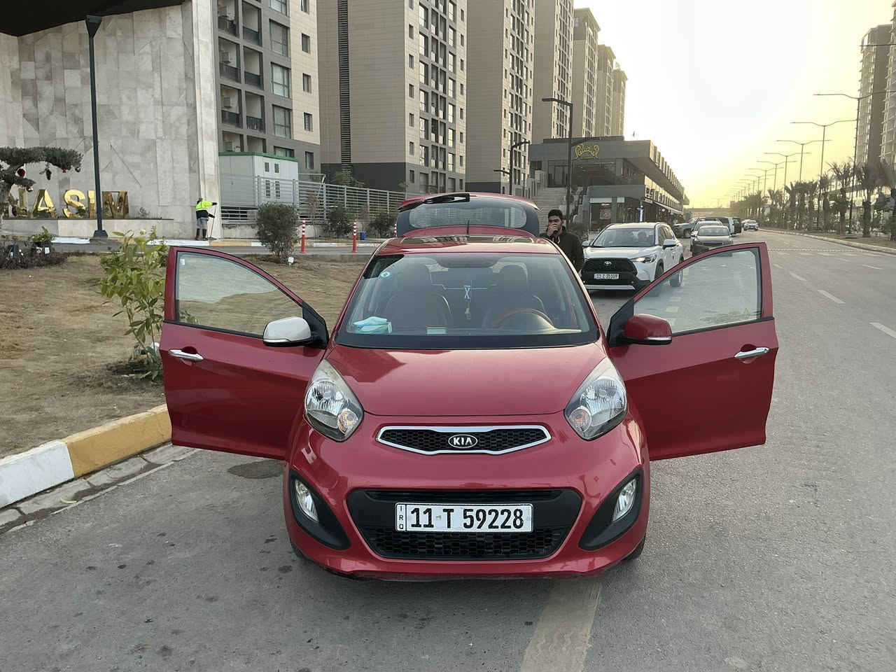 يالله السلام عليكم بيع مستعجل بيكانتو موديل ١٦ فول مواصفات اشاير بالمري فتحة 

عدة البصمة سيارة جديدة مال بيت سيارة إدامة كاملة باتري جديد منضومة تبريد جديدة 

هزة وسنوية جديدة لل٢٩ رقم جديد 
سيارة بيهة قطع صبغ ابيع حزاام  وبيهة تصليح بالغد عكس السايق بسيط 

السعر ٨٢.                  متواجد بالفيس التواصل خاص


**إذا كنت صاحب هذا الإعلان وتريد حذفه لأي سبب، رجاءا أرسل رسالة إلى الدعم الفني**