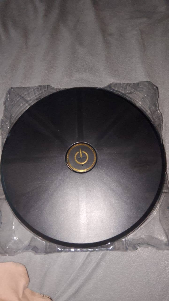 هذه كرتونة جهاز مسح الأرضيات الذكي الدوّار (Dual Turn Intelligent Mopping Machine) موديل رقم NO.8988.إليك أهم مواصفات ومميزات هذا الجهاز وكيفية تشغيله:💡 أهم المميزاتممسحة مزدوجة: تعتمد على قرصين دائريين في الأسفل يدوران لمسح وتلميع الأرضيات بفعالية.بطارية تدوم طويلاً: قابلة لإعادة الشحن وتعمل لفترات ممتدة.صوت هادئ: تعمل بمستوى ضوضاء منخفض جداً لتنظيف مريح.إضاءة مدمجة: تحتوي على نظام إضاءة للمساعدة أثناء التنظي
للاستفسار خاص

م/بضاعتي جديده وليست امزون


**إذا كنت صاحب هذا الإعلان وتريد حذفه لأي سبب، رجاءا أرسل رسالة إلى الدعم الفني**
