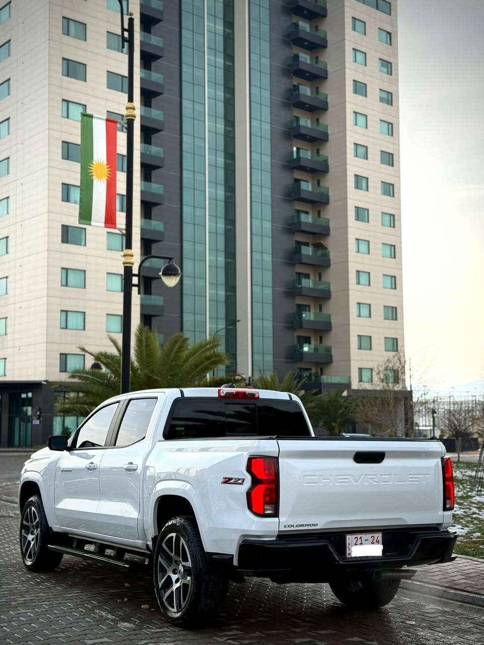 CHEVROLET COLORADO Z71
شفرليت كولورادو Z71
موديل 2024
دبل اكسل
 نيزام اوف رود off road ,snow ,mud ,Terrain,
شاشه كبير 
گيج الكترون
كاميرا 
به سمه تشغل عن بعد
رادار امامي جانبي خلفي 360 
اميرجينسي بريك
Carplay,wifi,navigation,off-road pages,
اوتو هولد 
اوتو ستارت ستوب
بريك بسمه
واير ليس جارج 
لايت ليد و زينون بگ لايت ليد
كشنات كهرباء
كشنات هيتر 
ستيرن هيتر 
محرك 4 سلندر  2.7 تيربو 
ماشيه 7 الف كيلو فقط 
ربع بودي صبغ بدون ايرباك بدون دواخل 
بدون رقم تترقم شمالي فقط 
📍مكان سليماني 
📞***********
