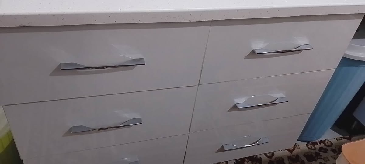 السلام عليكم كاونتر ارضي فقط قياس 3 امتار تقريبا مرمر كلش نظيف واضح بالصور السعر 130 سوق الشيوخ


**إذا كنت صاحب هذا الإعلان وتريد حذفه لأي سبب، رجاءا أرسل رسالة إلى الدعم الفني**