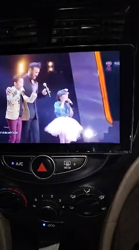 شاشه اكسنت اوندرويد  هيه وليطار  اسود  نظيفه لا زلخ ولا كسر 
55الف اتصل للشراي خاص ماكو 
***********
