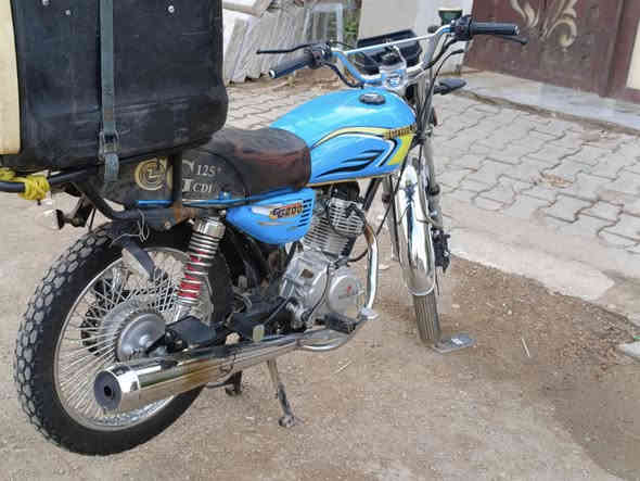 بيع مستعجل سونلنج  2025.    4كير

الدراجه ما مفتوحه مكينه خير من الله بيه نقوصات بصيطه 

المحرك مكفول تيرات جدد 

سعره 550 مال مستعجل 

***********
