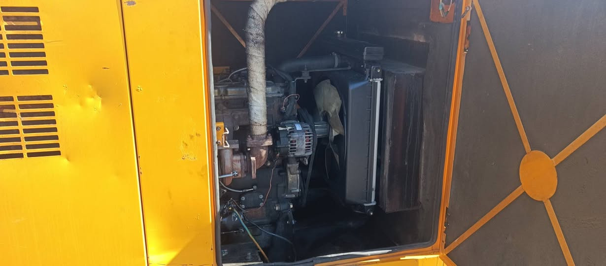 السلام عليكم مولد للبيع بيركنز انكليزي 50 كيفي جديد ***********
