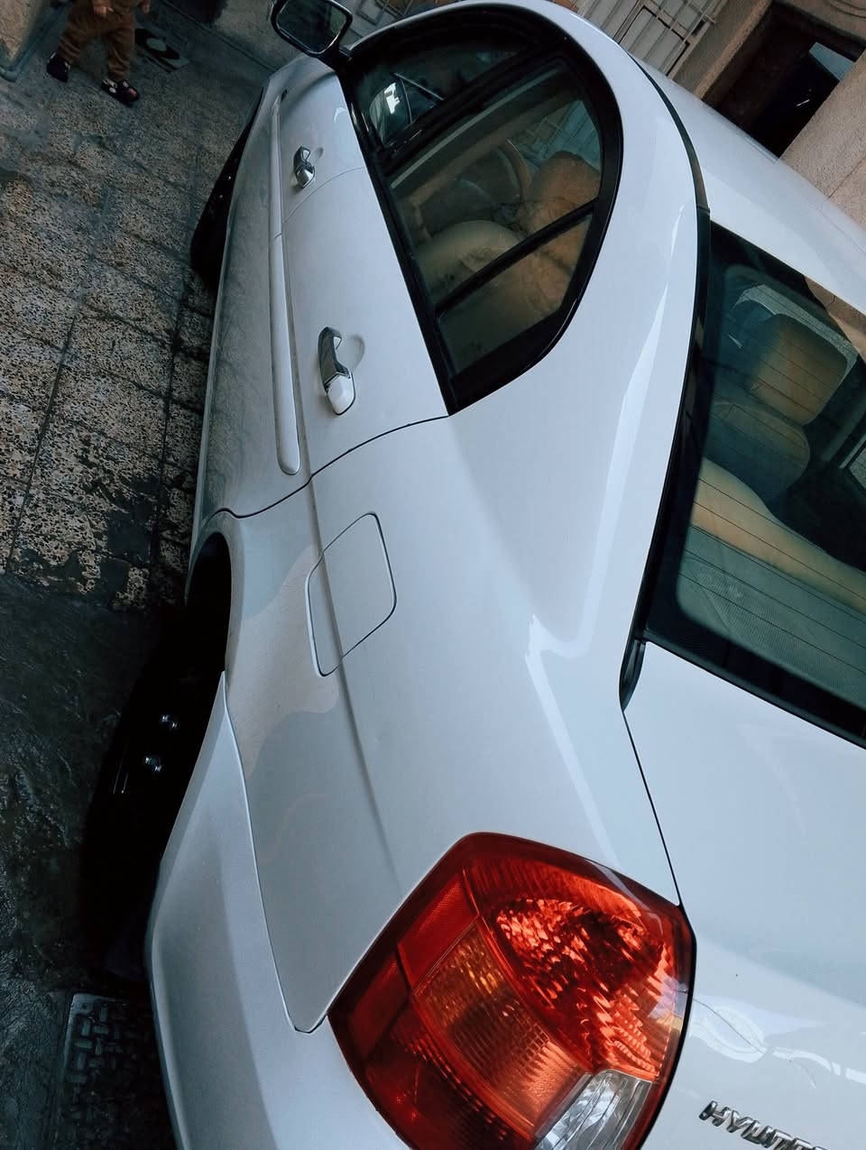 اكسنت 2010
السعر 85
***********
