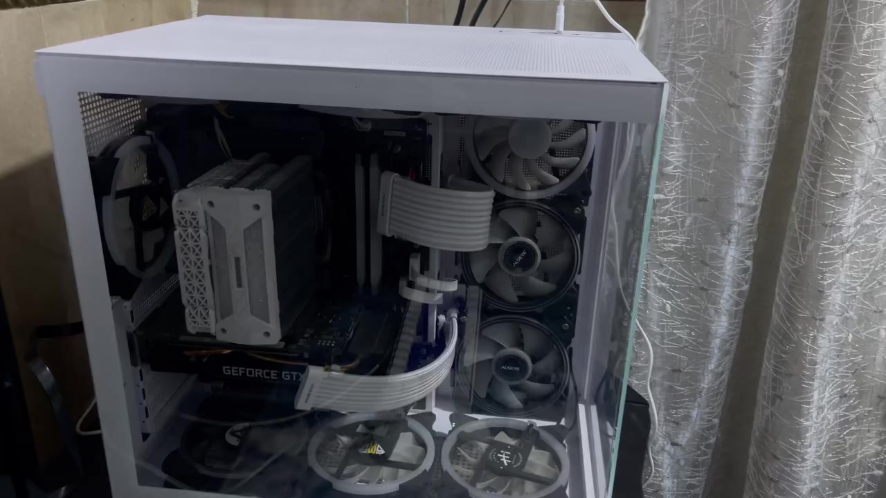 حاسبه كامله 
موصفات الحاسبه 
مذر بورد B660كيمنك
معالج i512400f
كارت شاشه 1660ti
بور سبلاي 650
مبرد هوائي
مراوح 9
رامات 16k
‏ssd500
كرسي كيمنك 
ماوس رد دراكون 
كيبورد
موس باد 
ميز كاربون فايبر 
سمعات هايبر اكس 
اشرطه داخليه RGP 
كل غراض بيه كراتين مستعمل قليل 

رقم ***********
