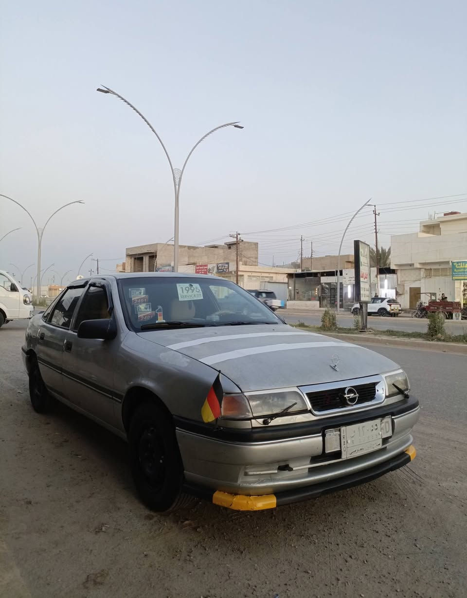 للبيع اوبل فكتره  موديل 89 محدثه 95 حجم 18 رقم صلاح الدين سنويه عضم عاج مشروع وطني شرط التحويل  كير مكينه مكفولات كفالة عامه كير عادي كهربائيّة من الدعاميه لدعاميه كله شغاله تحكم مري شغال سستم صوت مسجل 4 سمعات 🔊 تنته سلايت صدر امامي خلفي جديد تخم ويل وتاير جديد السيارا من الدعاميه لدعاميه كله عل بلاد معمرا دوسات وهلالات فقط ABS, اربعه 4دسك شرط احله من الصور السيارا مال جناي ماتصرف عليها الف  السعر 40 وبيها مجال بصيط المكان سامراء   ***********
