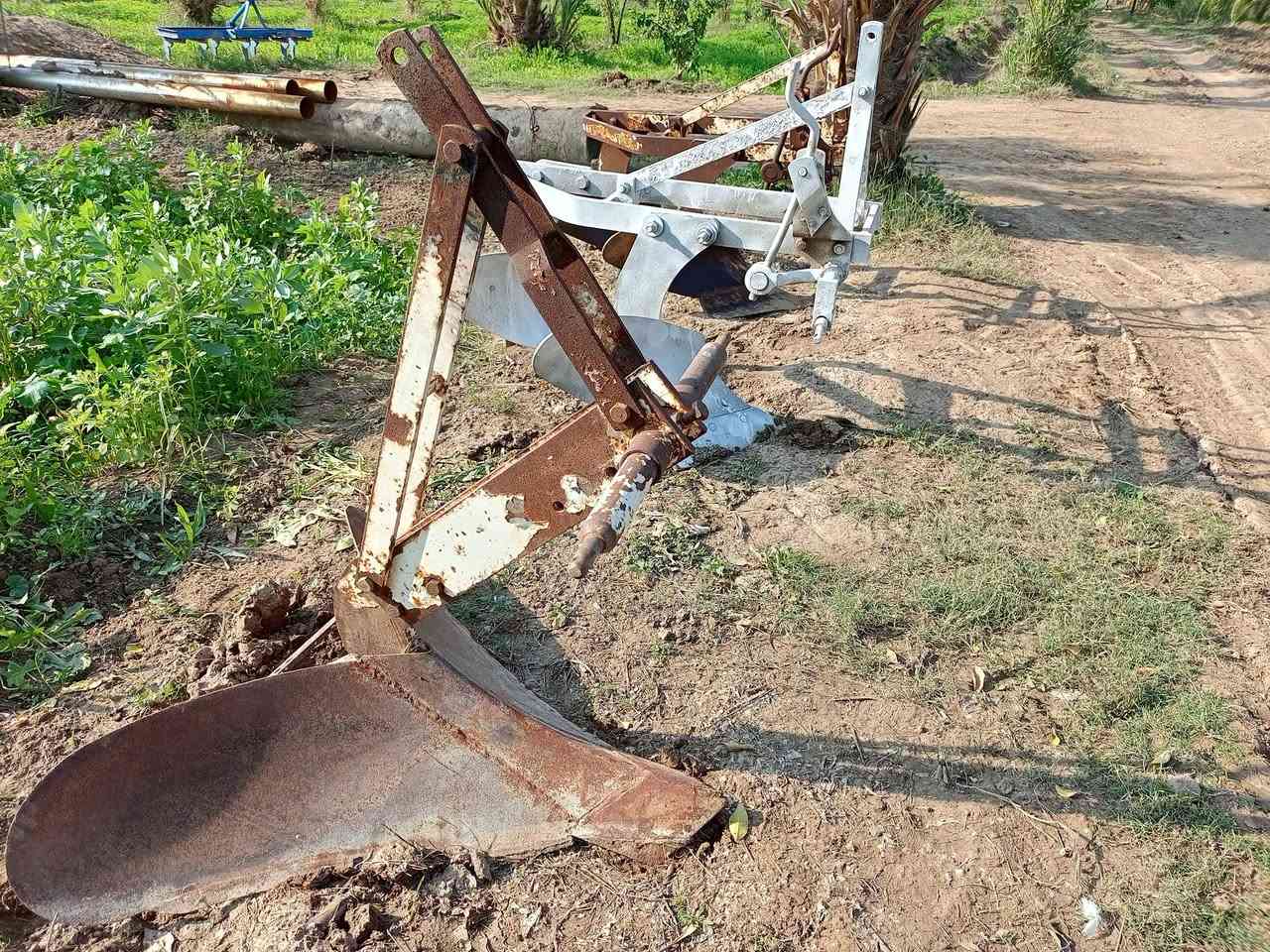 السلام عليكم للبيع ديجر ينمر شركه بلادي مكان بغداد الاتصال على الرقم ***********
