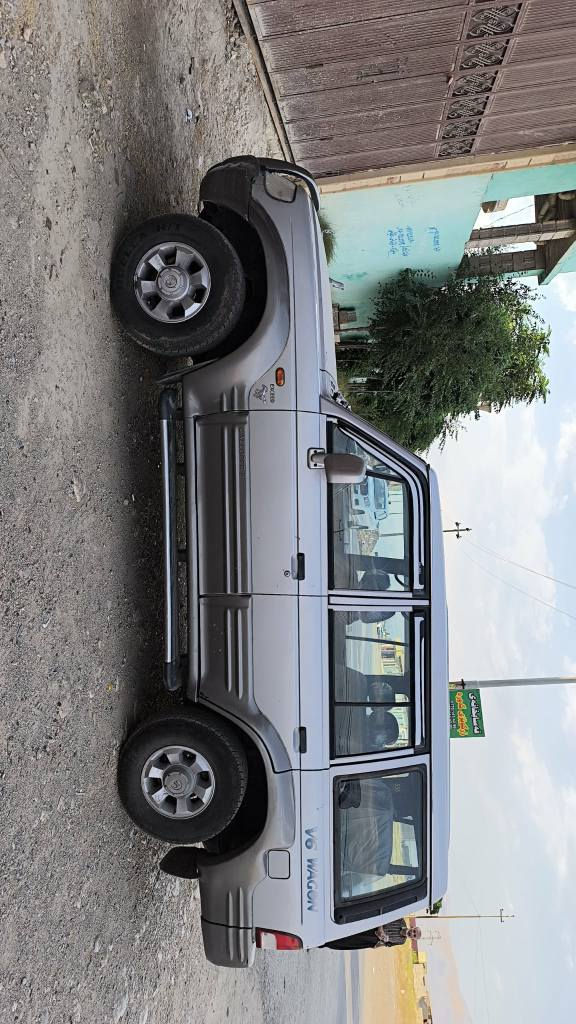 بەناوی خودا گالووبەر بۆفرۆشتن
مۆدێلی 2002
بێ بۆیاخ بێ دەعم 
تەبرید مەرکەزی مەزبووت
دەبڵ ئەکسل مەزبووت 4×4
گێڕوو مەکینە مەزبووت
سەنەوی تا 2027 تازەیە
ئاوێنە کارەبایە 
چام کارەبایە
تایەی تازەیە
هەمووگیانی بەشەر 
سعری 68گەڵاو مەجالێکی کەم 
لەسلێمانییە ژ.م *********** 
......................................
...................................... السليمانية, العراق
