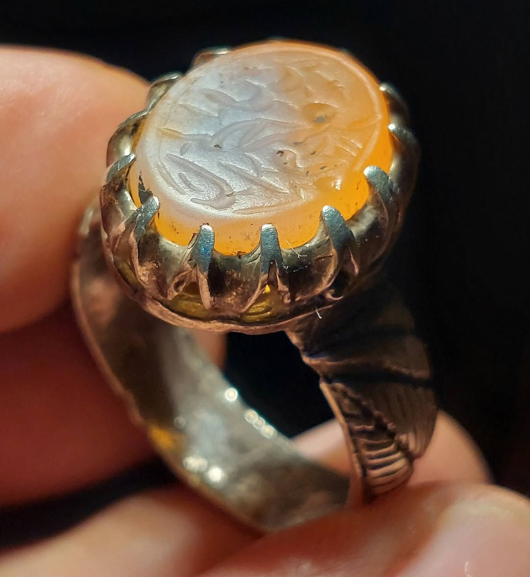 خاتم عقيق يماني قديييم مؤرخ منقوش يا الله المحمود صياغة يدوية بغداد ***********
