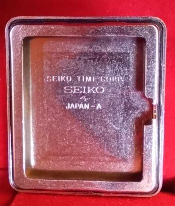 سايكو انتاج ثمانينات
كوارتز بطارية 
سير مستبدل البك الاصلي وياها

قطر 27 ب 33 مع الاذانات

للبيع التواصل خاص او على الرقم ***********.
