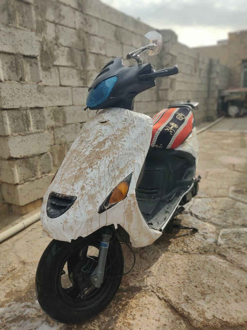 السلام عليكم
دراجه فراشه لبيع ماناقصه كلشي 
نكرة سلف 
350 وبيها مجال 
ول مايشتري لا يتصل ولا يتعب 
مامتواجد ع خاص 
***********
