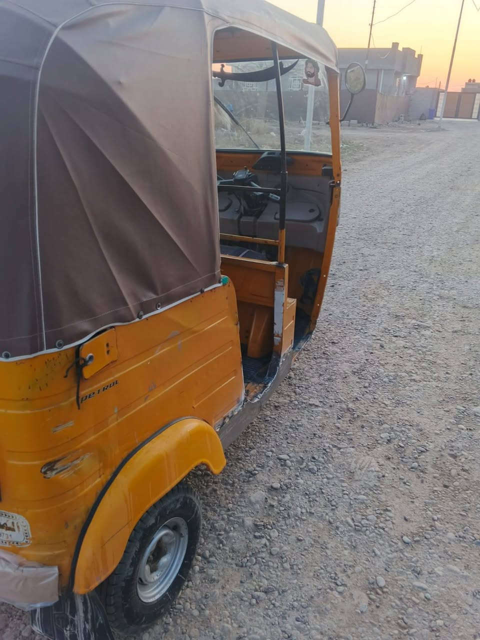 السلام عليكم تكتك للبيع مديل 2020شهر12رقم بغداد تحويل ثاني يوم تكتك نضيفه خير من الله السعر 5 ونص وبيها مجال العنوان بغداد قرب سيطره الشعب رقم الهاتف ***********
