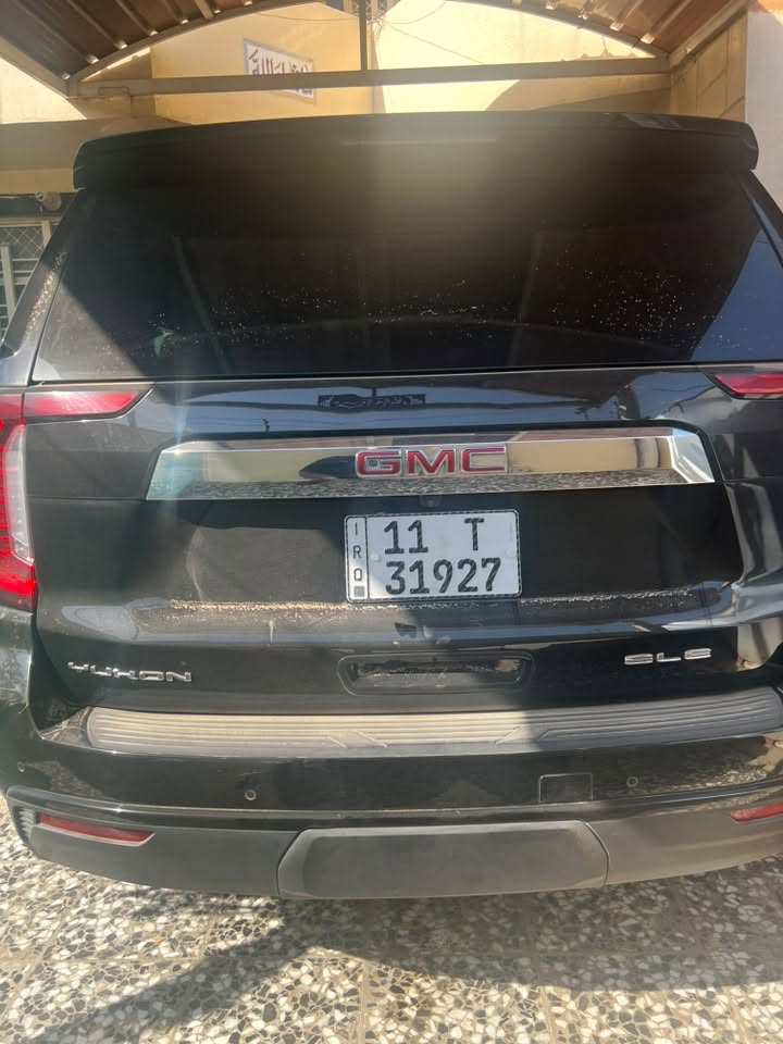 سلام عليكم
جمسي يوكن SLE خليجي كفالة عامة من الصبغ والبارد والتكحيل مغلفة PPf درجة أولى ضمان عشر سنوات موجود كارت الضمان 
رقم بغداد باسمي 
تخم تاير جديد قبل سبوعين شديتة 
السيارة وكالة شركة المنصور 
للسعر 480 وبيهة مجال للشراي 
للستفسار ***********
