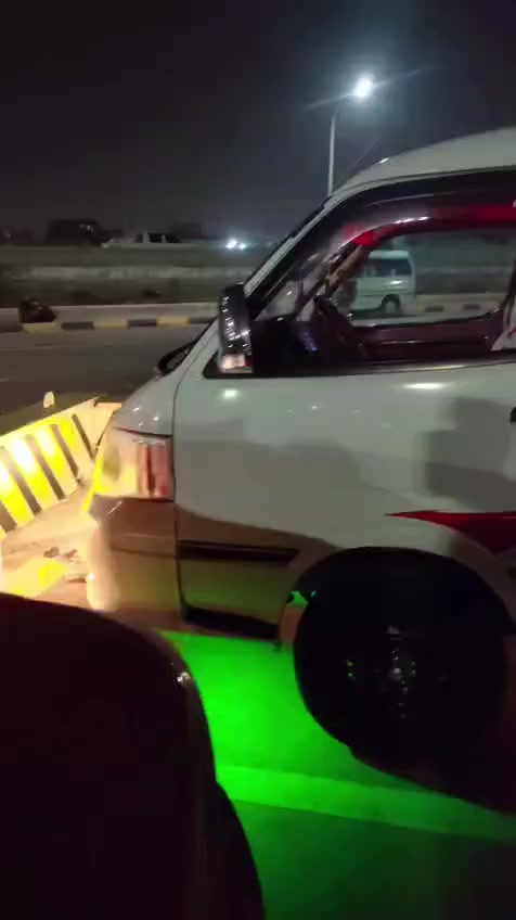 ⁨***********⁩
اتصل ع رقم راعيه اني مكلف بنشر
فتون 2014كفاله عامه بدي مكينه اكسن كير حداديه كفاله
سياره ع البلاد السعر (((95)))بيه مجال ***********
