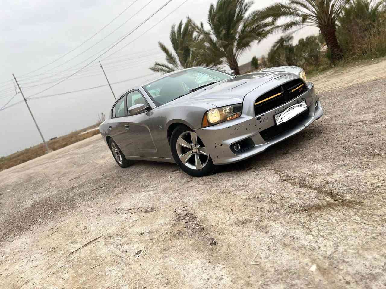 شارجر 2013محرك3.6مكينه 2015مبدله
جاملغ مصبوغ وباب مبدل وثاني رش اثر شخوط سونار بالمنشور  هزه جديده سنويه ل2030 سعر 157وبيه مجال ***********
