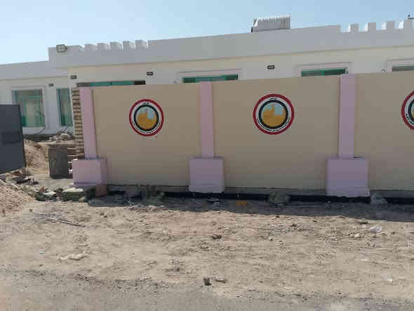 السلام عليكم متفرّغ للعمل جميع الديكورات الداخليه والخارجيه والاصباغ صبغ الواجهات وصبغ المباني الحكوميه والمدارس صبغ وطلس الجبس والجدران لتواصل عله الارقام التالية 
***********
***********
متواجد واتساب دائماً
