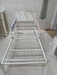 سرير • غرفة نوم • للبيع