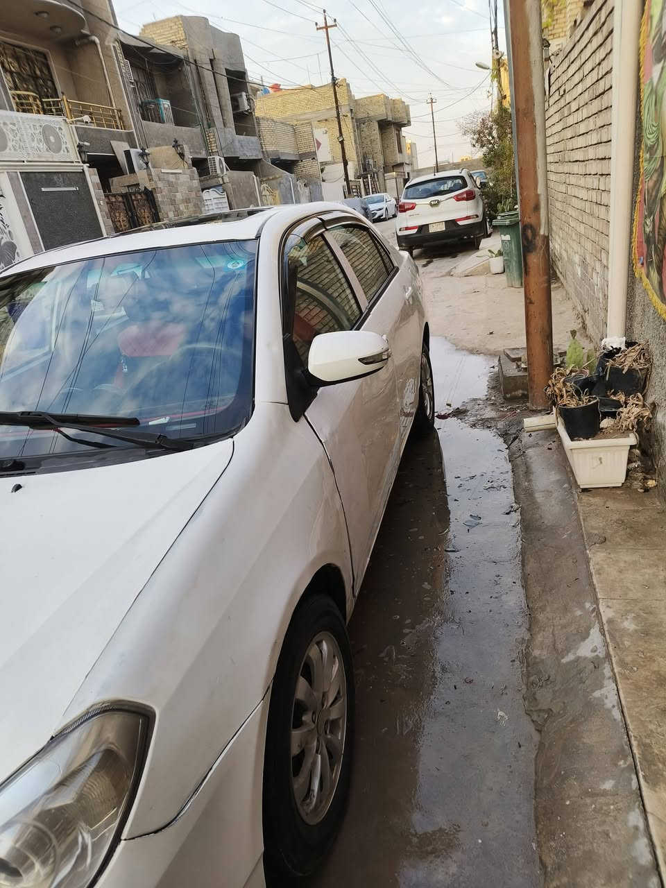 السلام عليكم بي وادي g3 اوتو مكفولة كير ومحرك مكانها بغداد حي اور
السعر 46وبيها مجال  ***********
