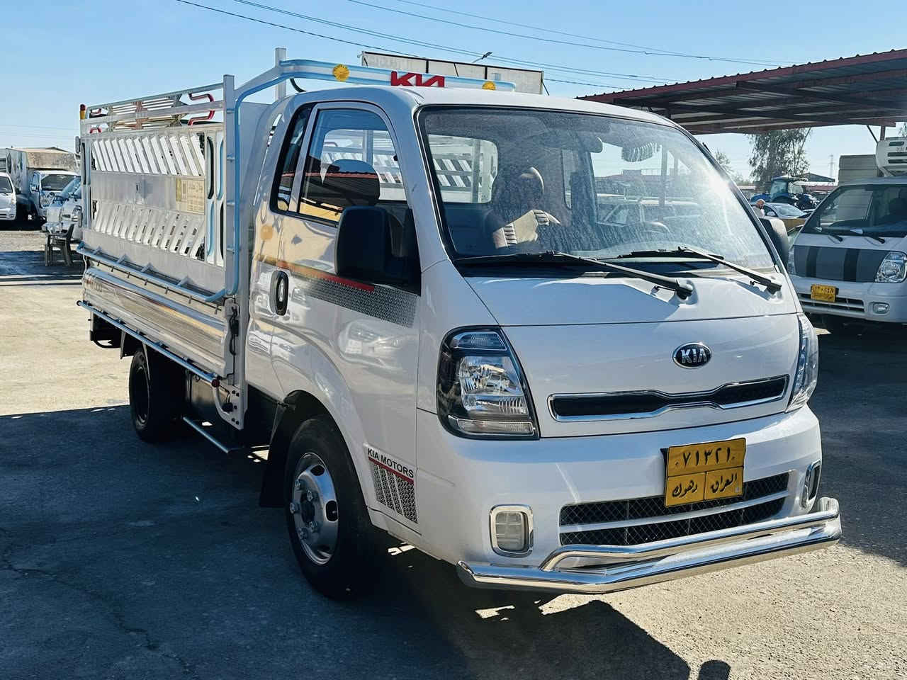 كيا حجم 4000 موديل 2021 محجال جلال جديد كير مكينا اكسن شاصي سبخ به شرت سعر 185.   ***********
