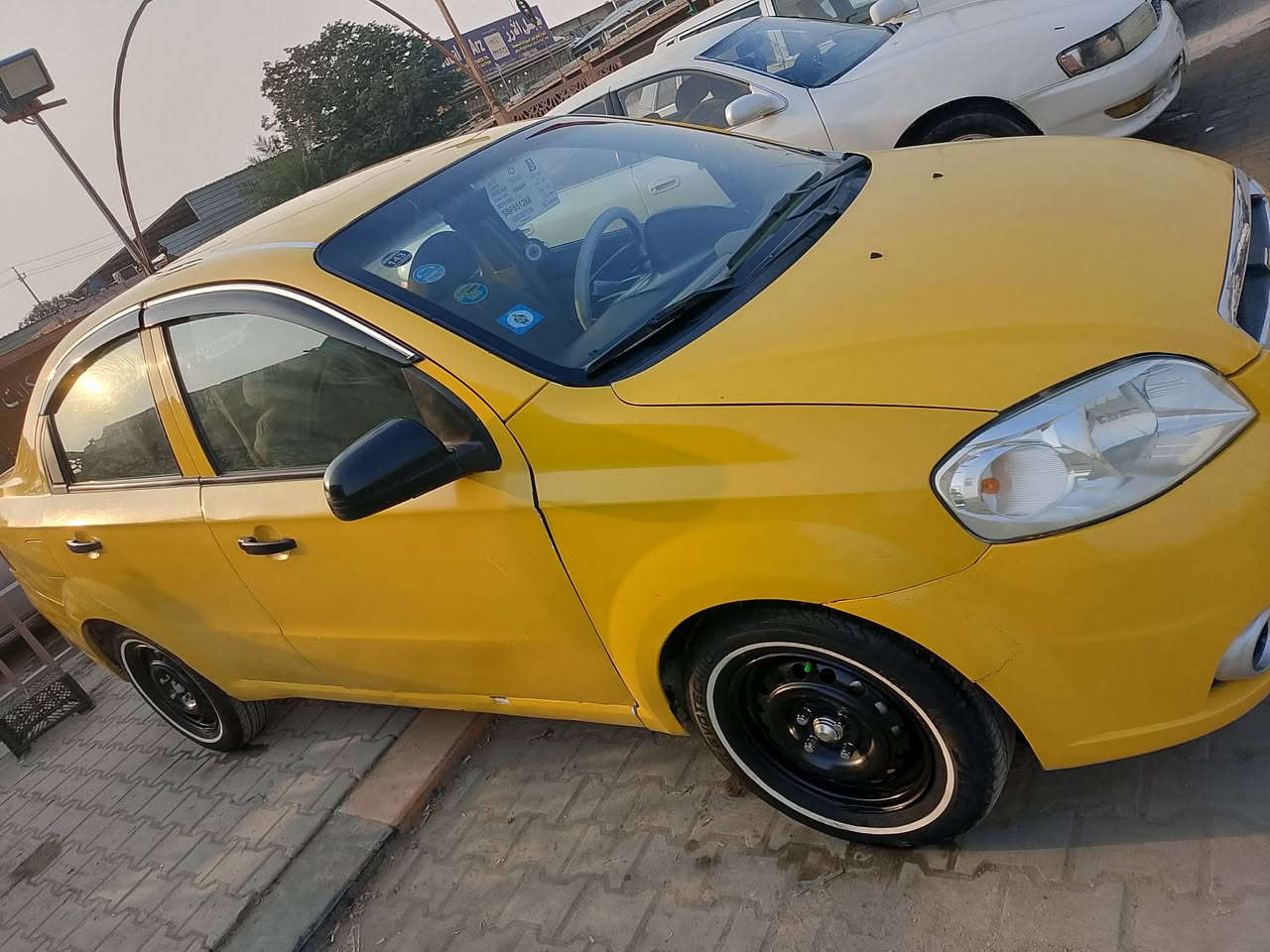 سلام عليكم افيو موديل 2009كيرمكينه حداديه تخم تاير جديد كهربائيات شغاله مكفولة من  الضربه تبريد ثلج عنوان نجف السعر 45وبيه مجال اتصل ***********
