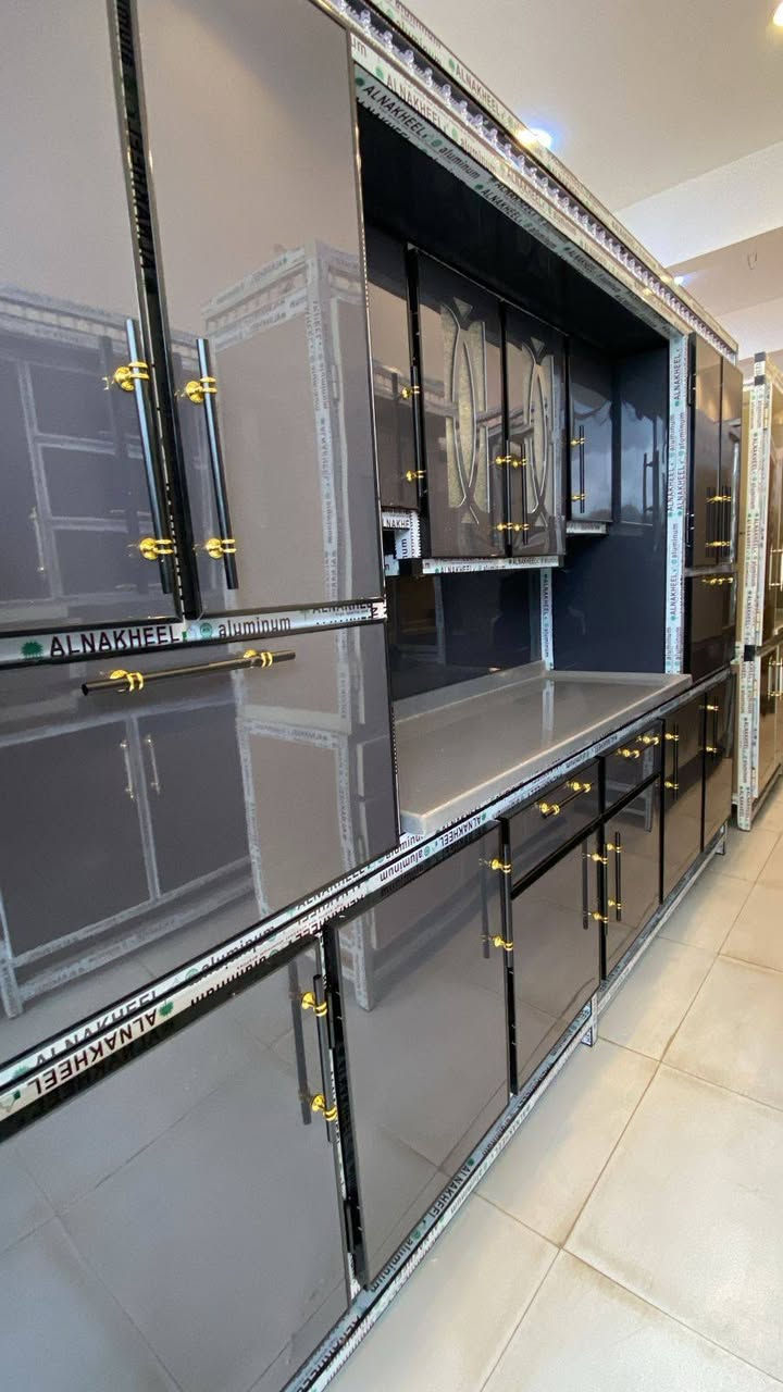 على بركه الله وصول مجموعه من الكاونترات الجديدة تزكام درجة اولى مرمر مختلف القياسات وبأسعار مناسبة العزيزيه شارع الجديد مقابل المسبح ***********/***********
