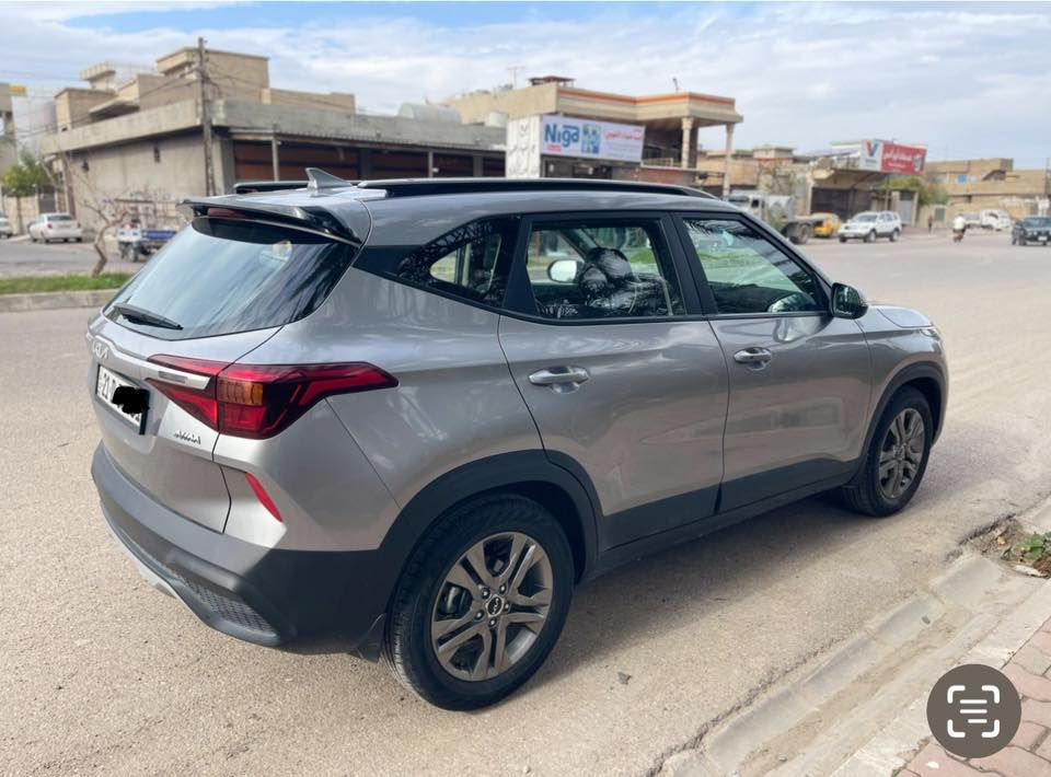 سلام عليكم
كية سيلتوز 
للبيع فقط 
موديل 2023 السيارة مكفولة من كل نواحي ماشية 55 الف كيلو ضمان شركة نيم سفق سلايد 
السيارة باسمي تحويل ثاني 
بيها ضرر ط.ل.قة في السقف كما موضح في الصورة+بيها طخة بالبنيد الجاملغ و الدعامية سليم بدون ايرباك 
السعر 160 بيه مجال بسيط مكان السيارة كركوك
للتواصل 0*********** واتس موجود
