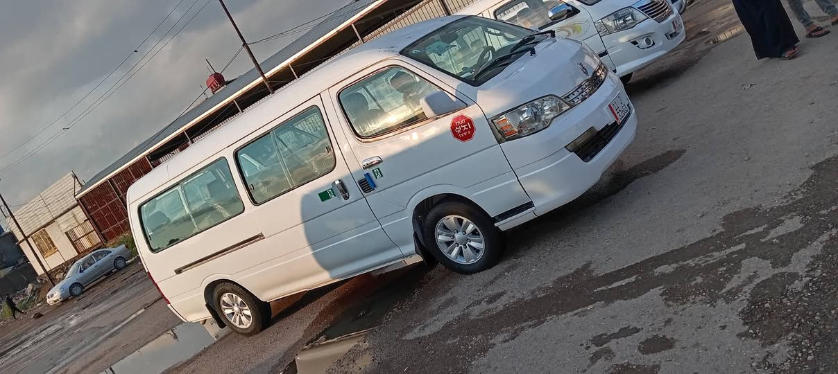 السلام عليكم
سيارة أچ وان للبيع موديل 2014
السيارة تخم تاير گير مكينة أكسل حدادية مكفولات
مدوشمة دوشمة عام الشراي يتصل على الرقم
***********
