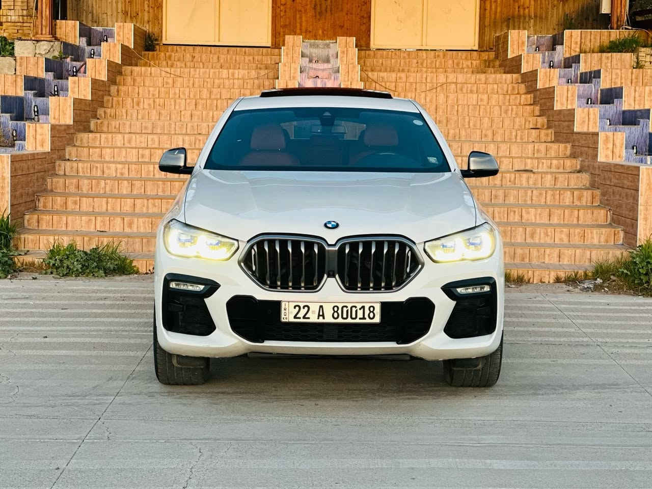 Bmw x6 m50i بسعر مناسب
مكينه ٨ سلندر بقوه ٥٣٠ حصان و ٧٥٠ عزم دوران 
موديل 2020
كامله الاضافات جلد احمر سقف زور رايز مضيء

وارد امريكي صبغ نص شبر بدون ايرباغ بدون دواخل 

ماشيه ٥٧ الف قابل للزياده 

السعر ٤٧ الف دولار وبيها مجال حق الجيه 

رقم الشاصي بالصور 

رقم مميز 

الاتصال واتس اب *********** اربيل
