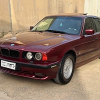 بي إم دبليو 525i • ١٩٩٠ • عادي