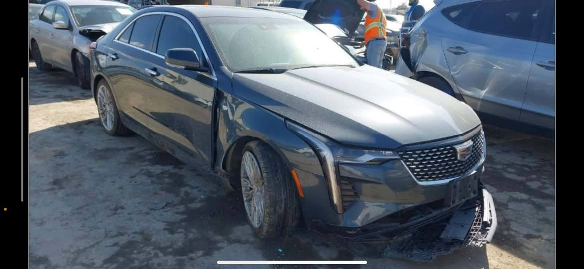 السلام عليكم
كاديلاك ct4  2022 رقم بغداد فول مواصفات اعلى فئه
محرك 2000 تيربو  بجم كبس 
كشنات جلد 
رادار امامي خلفي 
حساسات
فتحه
كشنات جلد وخزن وتدفئه تبريد
اوتو هولد واتو ستوب
داتا شو
سستم سماعات bose

السعر  185 ورقه ارخص ct4 مستعجل ع البيع
عنوان السياره السيديه حي الشباب
***********
***********
