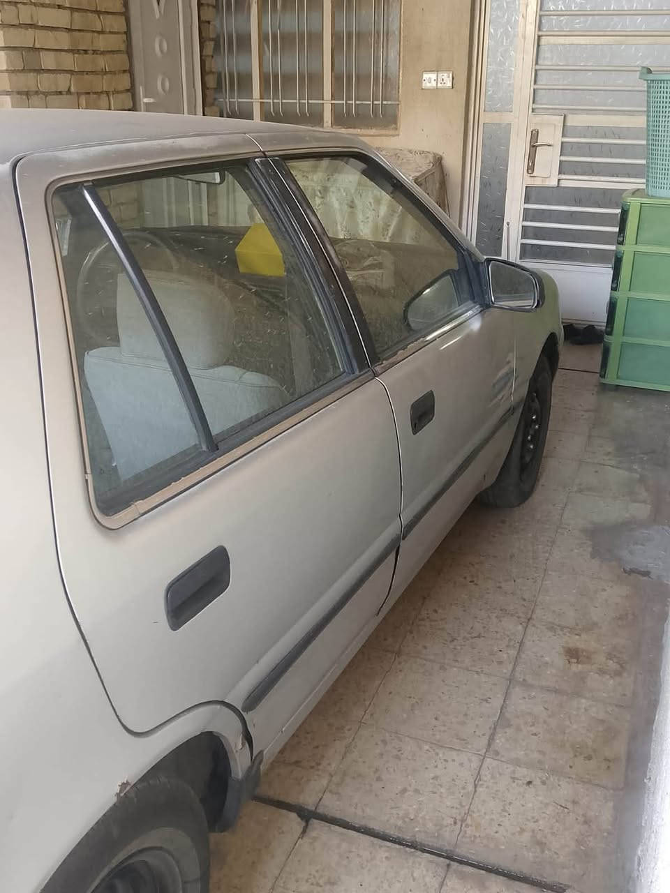 هونداي اكسل
موديل 93
رقم بغداد جديد تحويل ثاني يوم
كير عادي
حداديه وكهربائيات كامله
سياره بلاديه مابيه صبغ فقط جراد قليل 
السعر 32 بيهه مجال
مكان لسياره بغداد الكرخ 
للتواصل ***********
