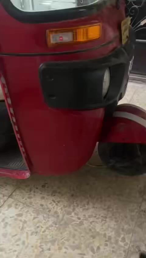 سلام عليكم تكتك مديل 18شهر 11 تكتك. المصطفى وراق مكينه مال 20
تكتك خير من الله بيها فقط معمره دوس. وكعيات إماميه بس تكتك كهربياته كلها شغاله اي نقص مبيها كبل الشارع  كفلك ترقيم وسرقه سعر 3900بيها مجال مكاني بغداد بياع تقاطع درويش ***********
