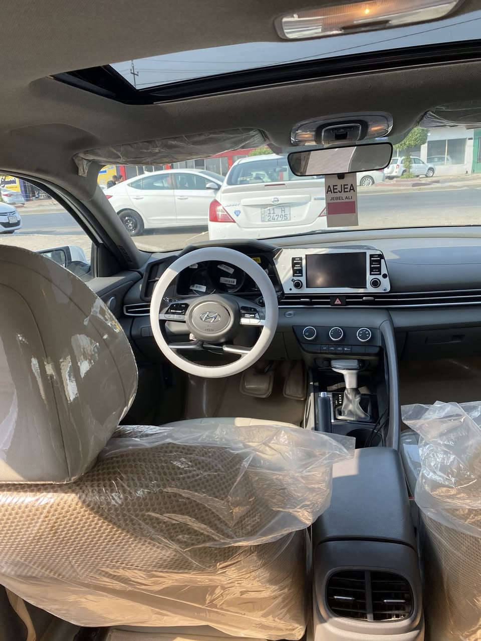 اللهم صلي علا محمد وال محمد
النترا خليجي موديل 23 فول مواصفات كفاله عامه من كلشي تبريد قطعتين تشغيل عن بعد اشاير ترحيب بصمه فتحه كامرا امامي خلفي حساسات امامي خلفي واير لس كامرة عرض خلفي سياره فول 1/1 محرك 1600 دوش السياره شركه العامه للسيارات مدوشمه حراري كامل السعر 170 وبيها مجال 
***********
