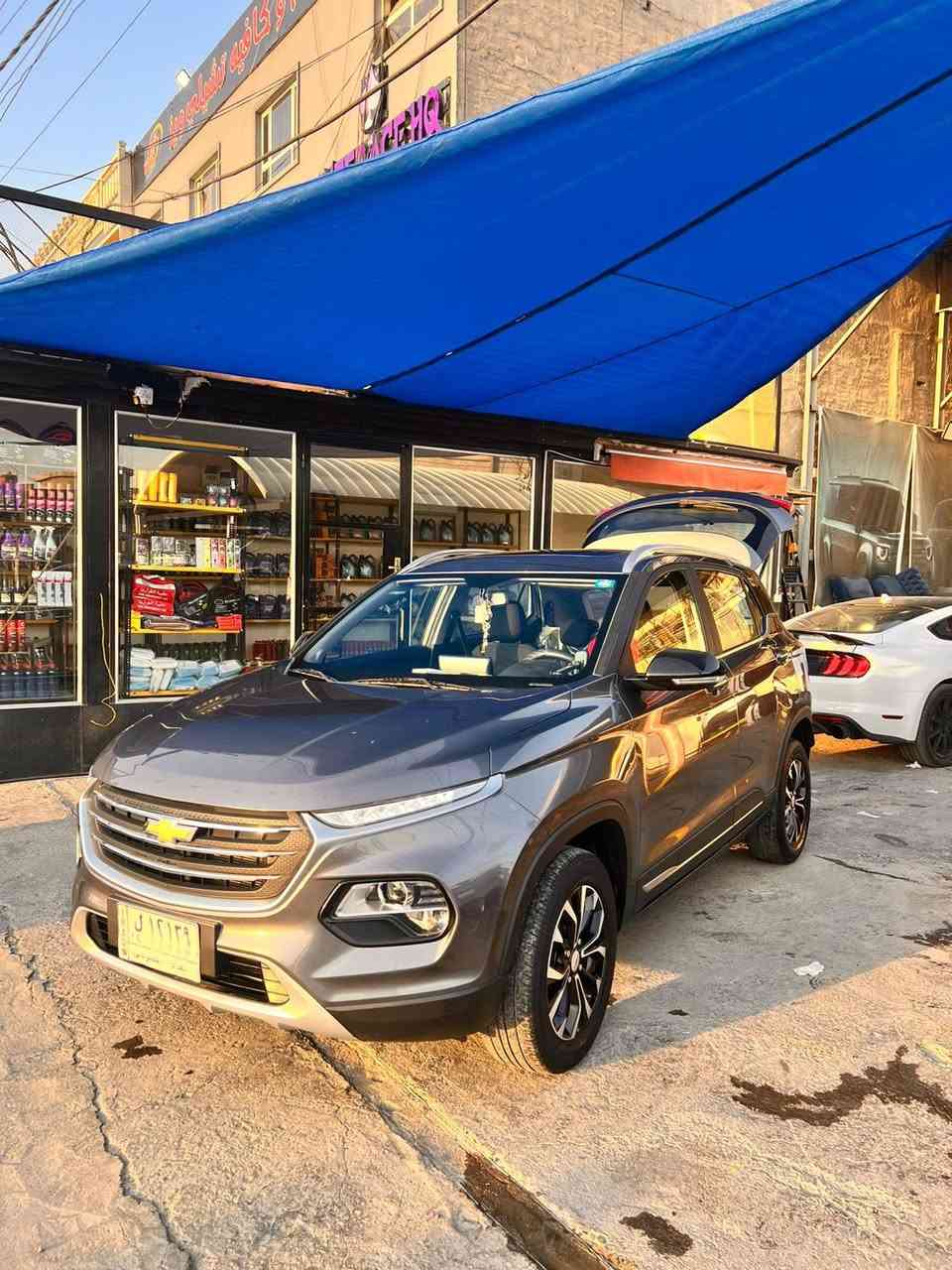 السلام عليكم
جروف شوفرليت للبيع موديل ٢٠٢٣ ماشية ١٣٠٠٠ رقم بغداد والسيارة جديده حسب الصور فقط طخه بالصندوق 
155$وبيه مجال بسيط


**إذا كنت صاحب هذا الإعلان وتريد حذفه لأي سبب، رجاءا أرسل رسالة إلى الدعم الفني**