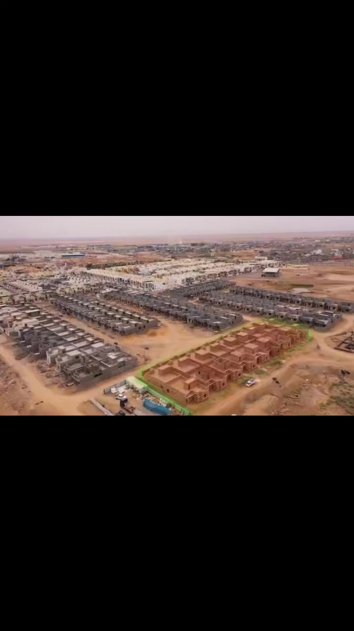 🎁#يعلن_مكتب_الخالد_للعقار
#بيوت_لبيع_في_مجمع_اليرموك_السكني
#يوفر_الكم_نضام_القصاط_عن_طريق_المصرف_العقاري
#المقده_لي_عدنه(20 #مليون_دينار_عراقي
#وعدنه_مقدمه(25 #مليون_دينار_عراقي
#وباقي_التسديد_المبلق_عن_طريق_المصرف_العقاري
#عرض_مميز_هاذه_العرض_متوفر_خلال_شهر_واحد(30)
#يوم_هاذه_العرض_سارع_بيت_حلمك
#المكان_المثالي_لأستقرارك
مجمع اليرموك السكني 
📍العنوان الأنبار الرمادي الستة كيلو 
📍 الخمسة كيلو – مجمع اليرموك السكني خلف قياده شرطه الانبار قريب على الشارع 40
📐 المساحة: 200 متر مربع
طابو صرف تحويل مباشر 
🛣️ الشارع  10متر 
🏠 تفاصيل الدار:
🔹 الطابق الأول:
غرفة نوم 2
صالة
مطبخ
استقبال
كنيدور
حمامات داخلية وخارجية

سنة بناء طابوك 2025
موجود فيديو على الخاص 
📞 للاستفسار 

*********** ☎️

بس واتساب فقط هاذه رقم 
‏‪***********‬‏ ☎️

مجمع اليرموك السكني 
مجمع اليرموك ستي السكني Al-Yarmouk City Complex جوهرة العقار في الانبار نوفل الجميلي
