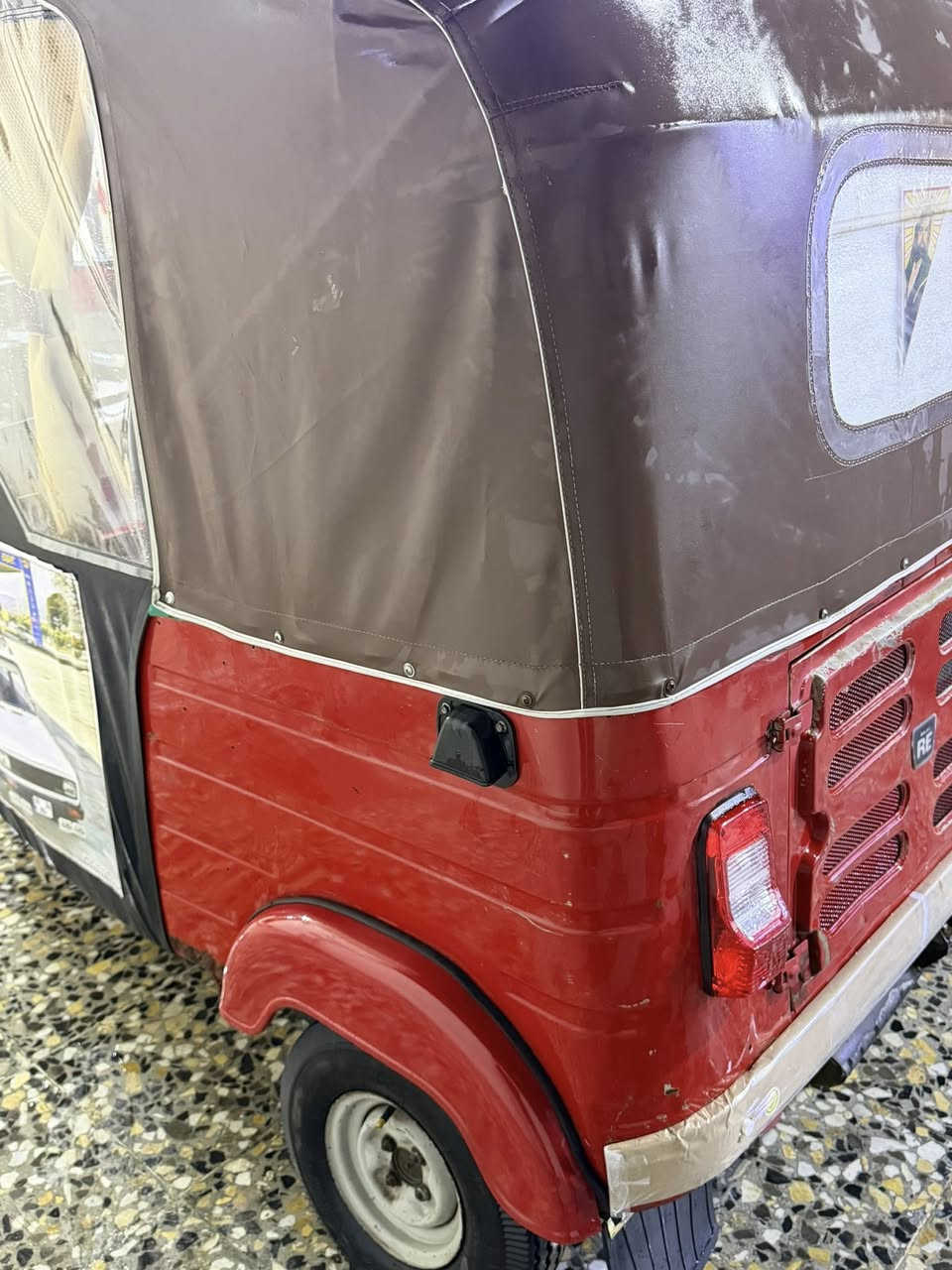 السلام عليكم تكتك موديل 2018 شهر 12 رقم وسنويه بغداد تحويل ثاني يوم مابيه لا صبغ ولا معجون السعر (4600) مكاني الكماليه رقمي ***********
