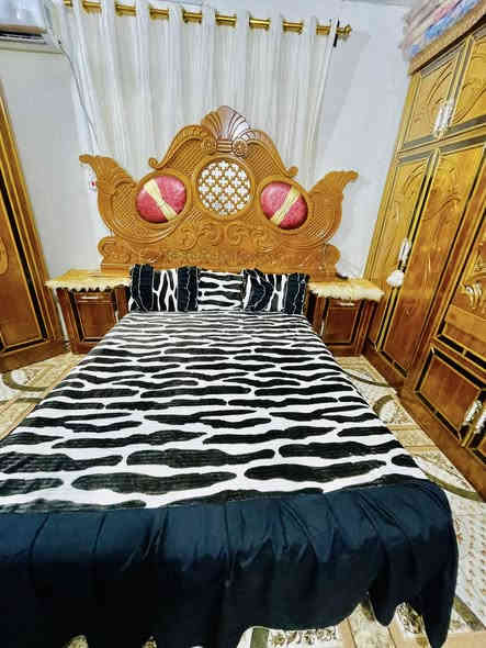 غرفه عراقيه تسكام نظيفه البيع سعر 850 عنوان زبير مو شراي لاتتصل رجآ ***********
