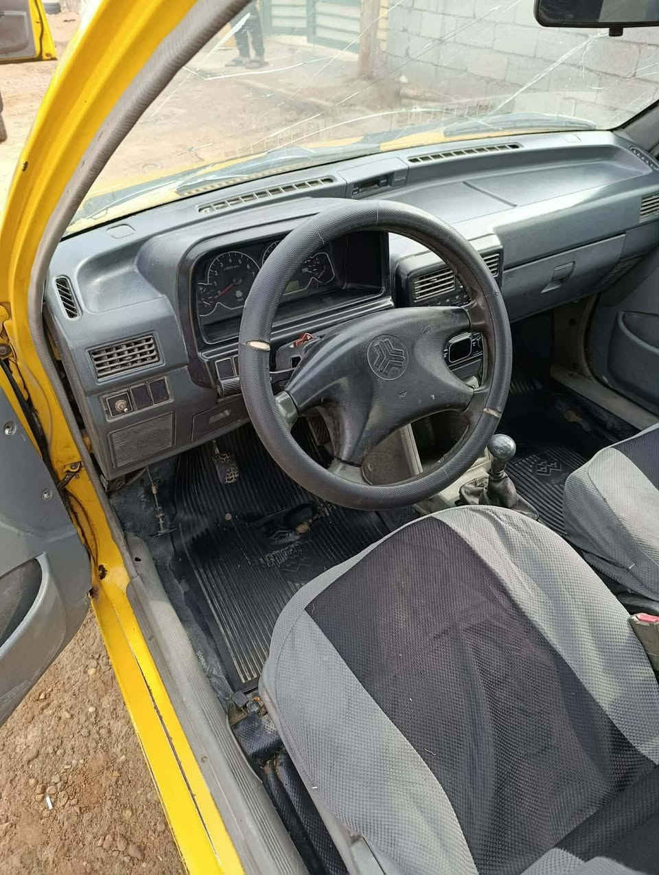 سايبا 2011 بلاديه كلها شواصي بلاد كير حداديه تخم تاير كله جديد سنويه ل 27 محرك ناعم قليل بخار بي رقم بغداد مصفره سياره جاهزه سعر 20 وبيها مجال مكان الديوانيه ***********
