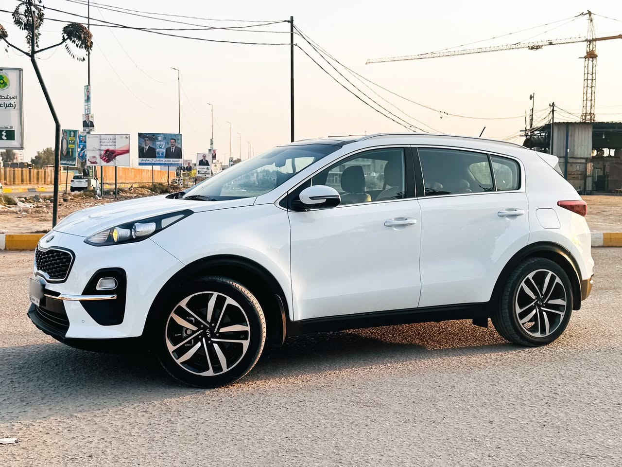 سبورتج موديل 2019
خليجي 
فول مواصفات 

1بانورما
2كشنات تحكم كهرباء
3تبريد قطعتين
4جنطه كهرباء 
5السياره بصمه
ماشالله عليه السياره قويه 
ماشيه 85الف
السياره نضيفه 
بيها فقط ضربه بالدعاميه وبلباب يرجع بارد نص شبر 

للاستفسار /*********** 
متوفر واتساب دايركت
