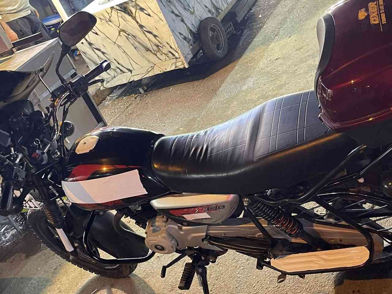 يالله…
بوكسر موديل 23 ع24 مرقم                                                          
             
سنويه ولوحات انكليزي 

مكفوله كفاله عامه تحويل ثاني 

يوم جيب فيتر وتعال افحص 
 
مكاني بغداد الاعظميه
***********  متواجد واتساب…
