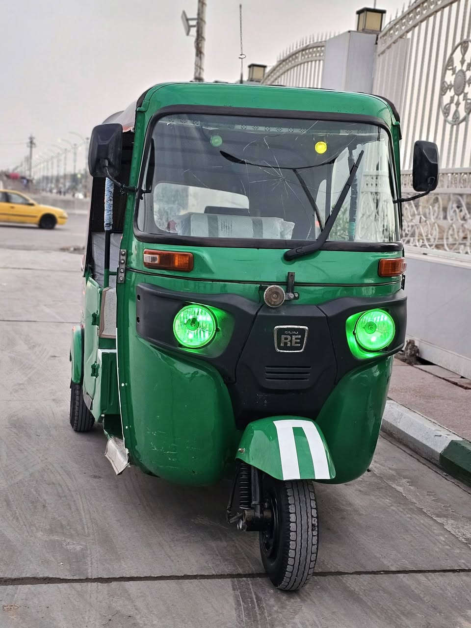 سلام عليكم خوان هاي تكتك للبيع مديل ٢٠٢١تكتك مفتوحه مره وحده وبسه ضربه بل صفحه وتكتك رقم وسنويه السعر ٦٧٠٠وبيه مجال ***********
