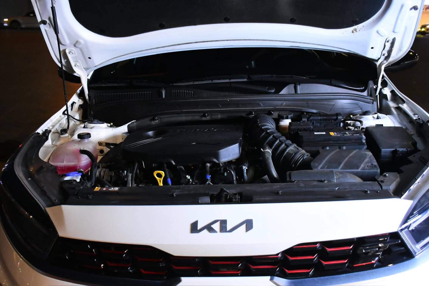 سلام عليكم فورتي جيتي  تيربو كير عادي للبيع فول موديل 23داخله للعراق كلين  سياره صاروخ رقم  مميز مكان بغداد  *********** واتساب
